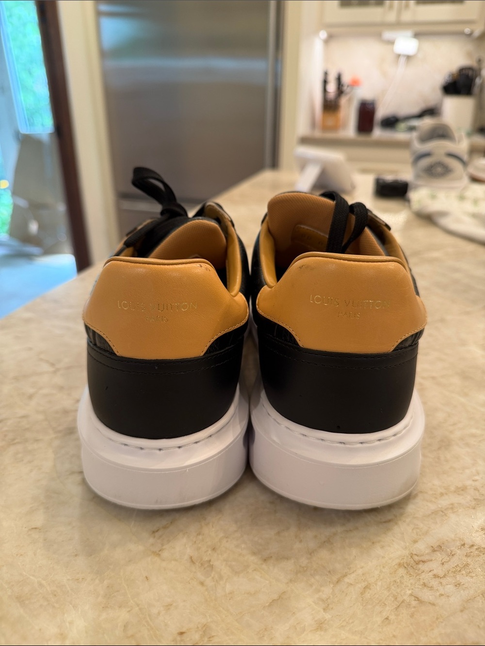 Louis Vuitton Beverly Hills Sneaker - Picture 4 of 6